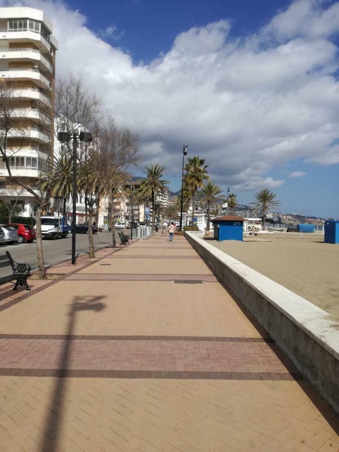 Holiday Wanda Fuengirola Esterno foto